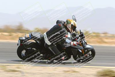 media/Apr-10-2022-SoCal Trackdays (Sun) [[f104b12566]]/Turn 3 Inside (1150am)/